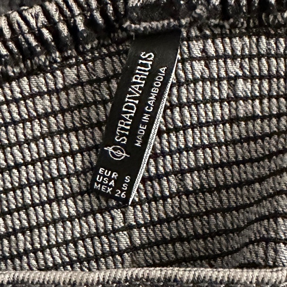 Stradivarius Denim Bustier & Box Pleat Mini Skirt Set (S & 00) - Picture 6 of 9